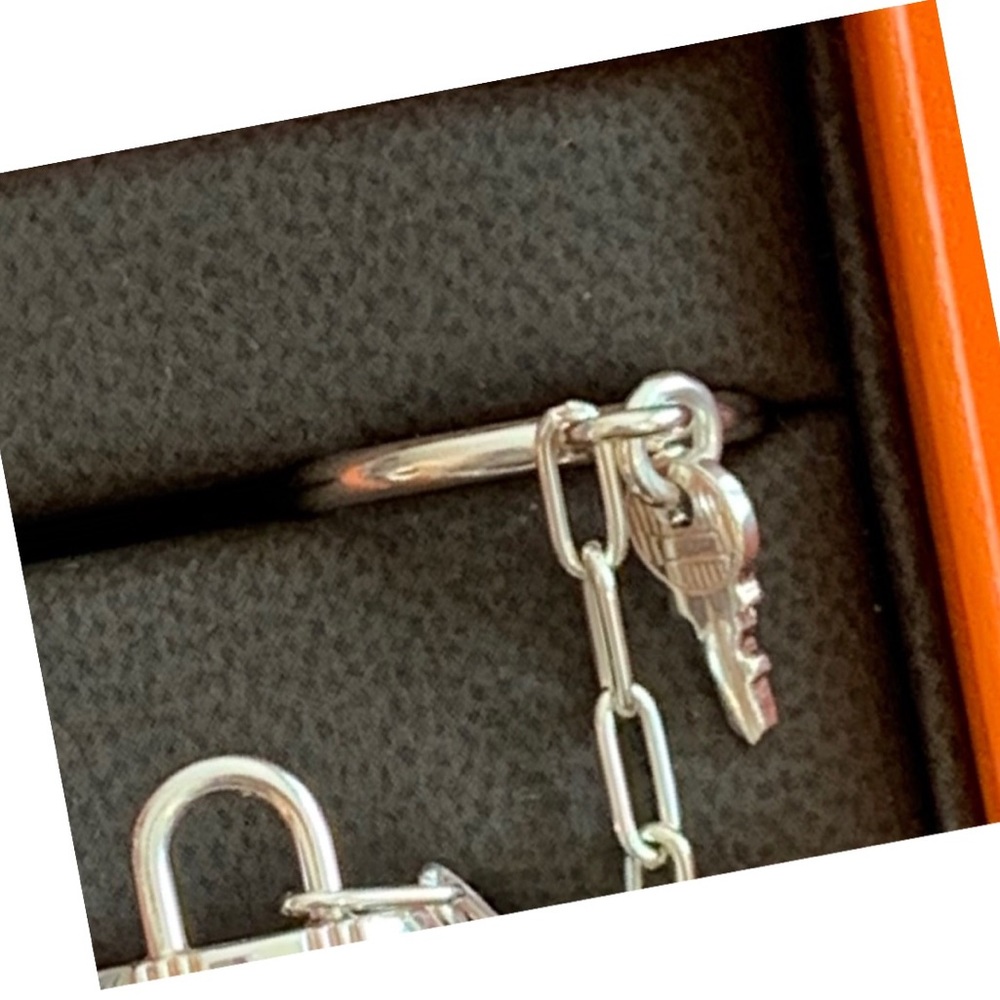 🔴SOLD🔴 Hermes Alpha Kelly Double Ring. Size 48, 50 - Picture 6 of 14